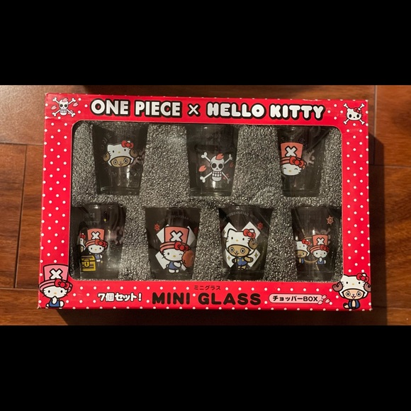 Sanrio Hello Kitty x One piece mini glass shot set of 7 - Picture 1 of 2